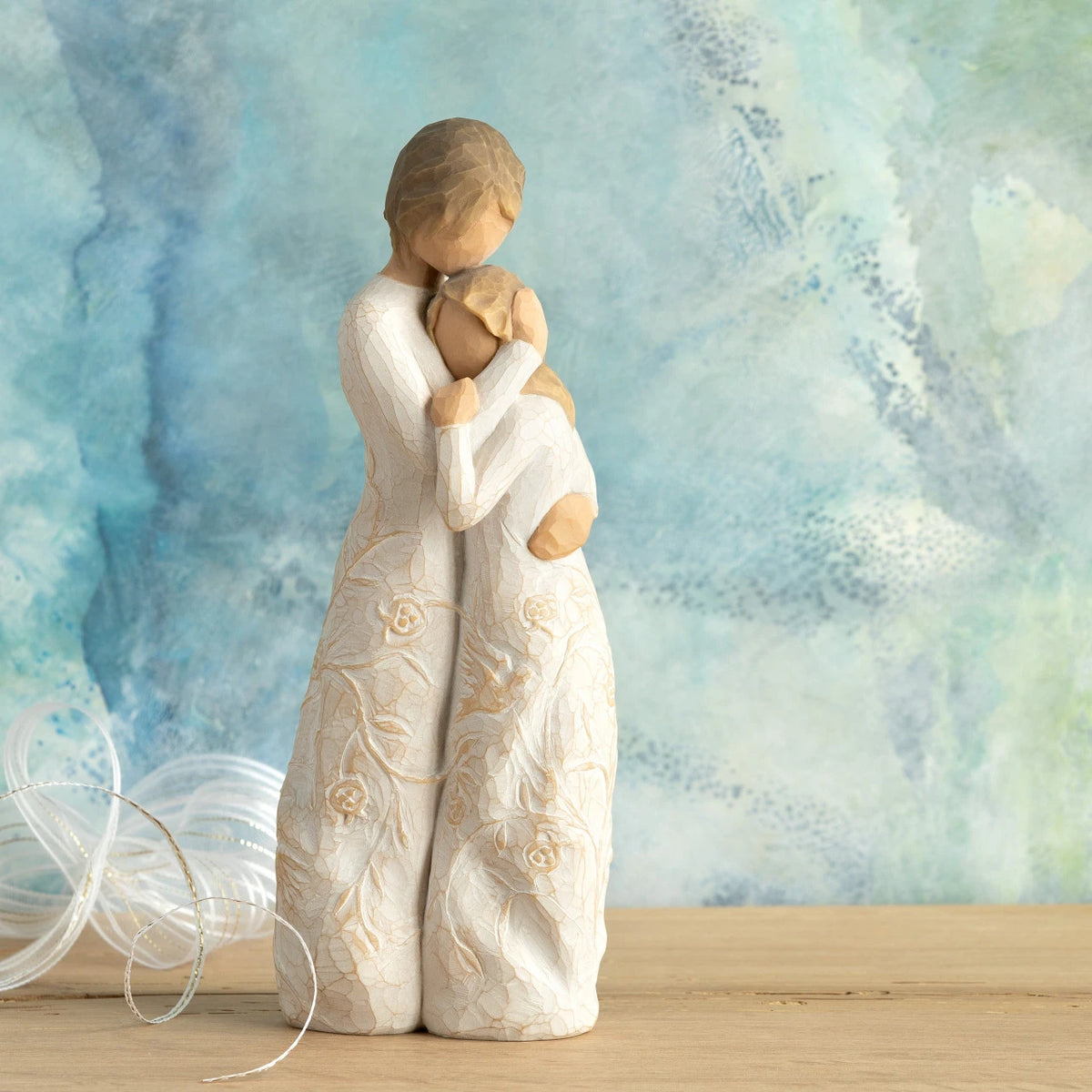 Willow Tree Close to Me figurine, SKU 26222, alternate view 7
