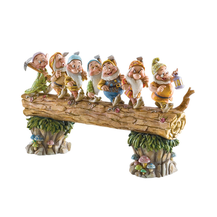Seven Dwarfs Homeward Bound figurine – front view