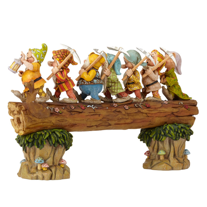 Seven Dwarfs Homeward Bound figurine – alternate view 1