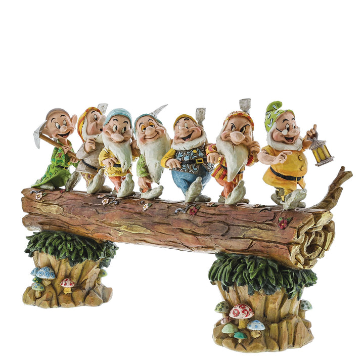 Seven Dwarfs Homeward Bound figurine – alternate view 4