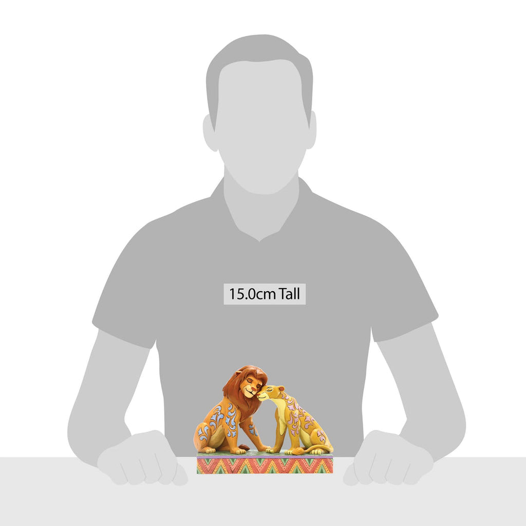 Disney Traditions Simba and Nala figurine rear view