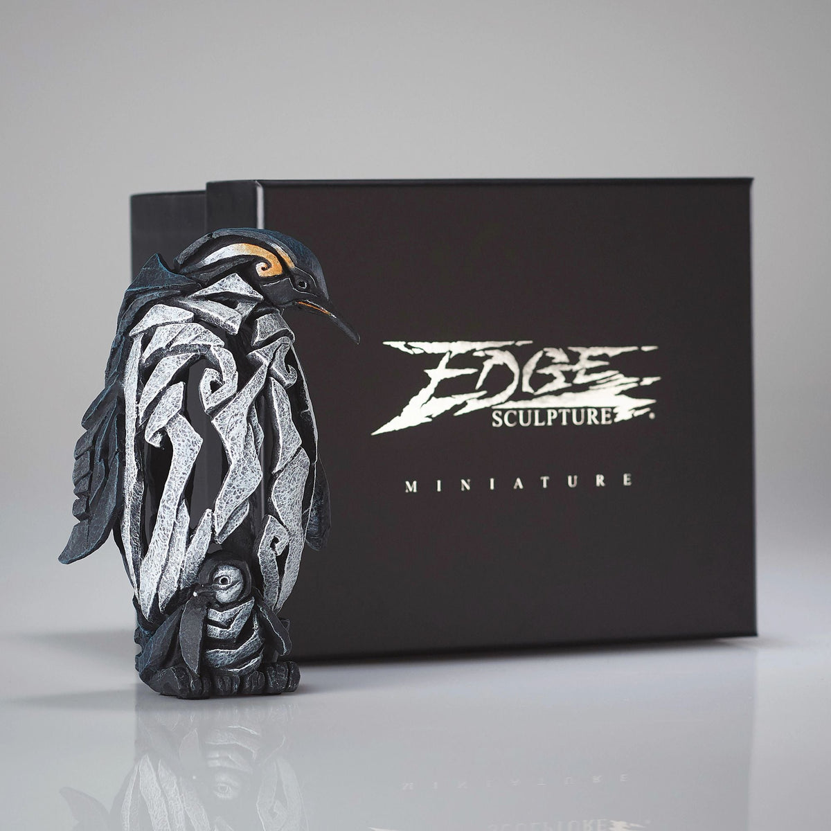 Edge Sculpture Miniature Penguin official detail view – SKU EE6017686