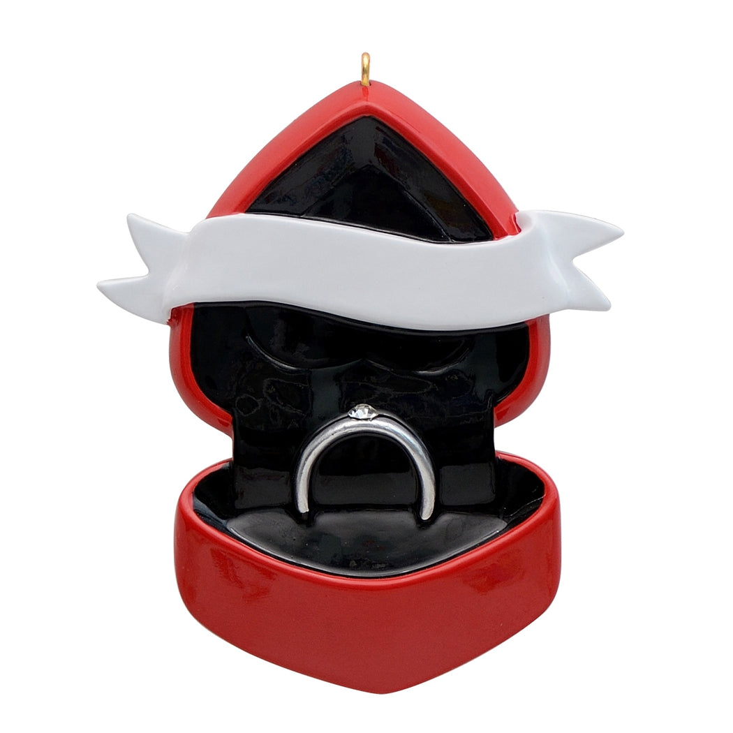 Maxora Engaged Personalised Ornament – Maxora