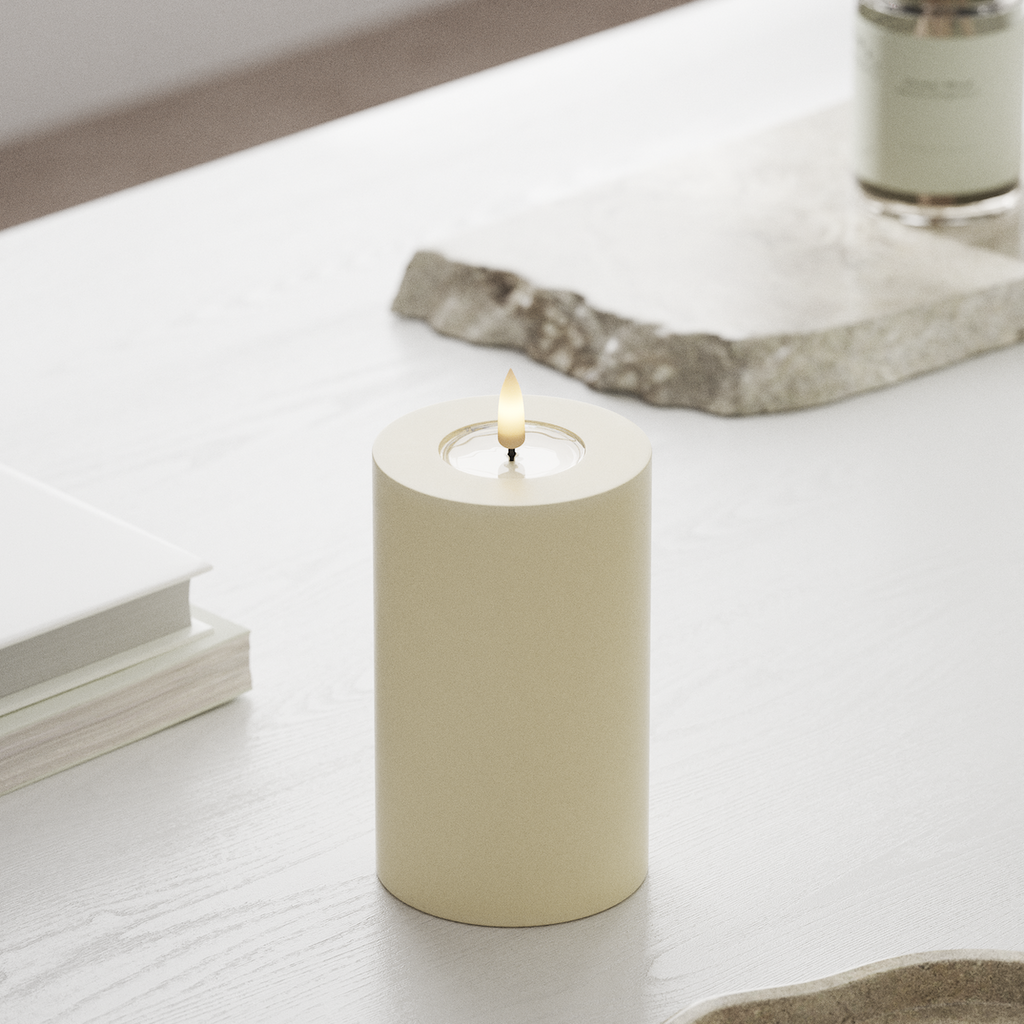 Deluxe Homeart Real Flame LED Pillar Candle, Cream, 7.5 × 12.5 cm - additional view 3