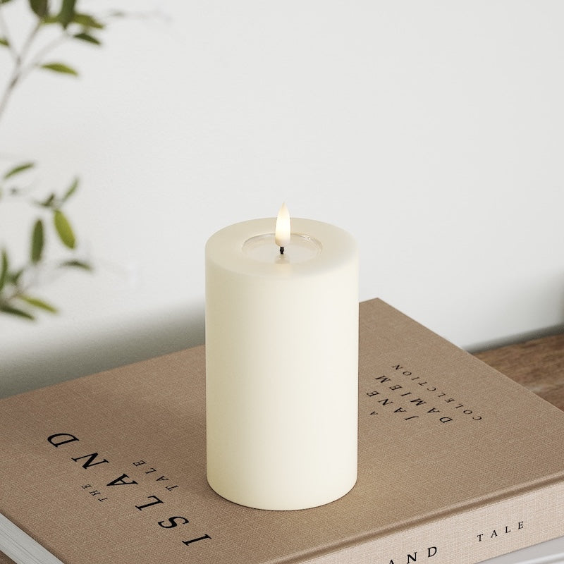 Deluxe Homeart Real Flame LED Pillar Candle, Cream, 7.5 × 12.5 cm - additional view 4