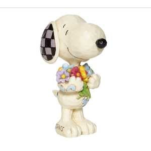 Jim Shore Peanuts Snoopy with Flowers Mini Figurine. Original supplier product photograph.