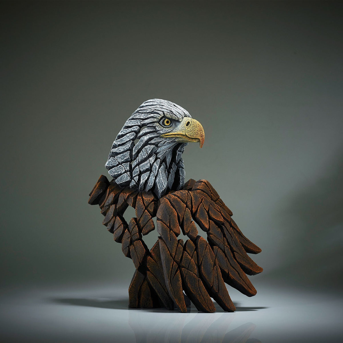 Edge Bald Eagle bust – SKU EE6008138