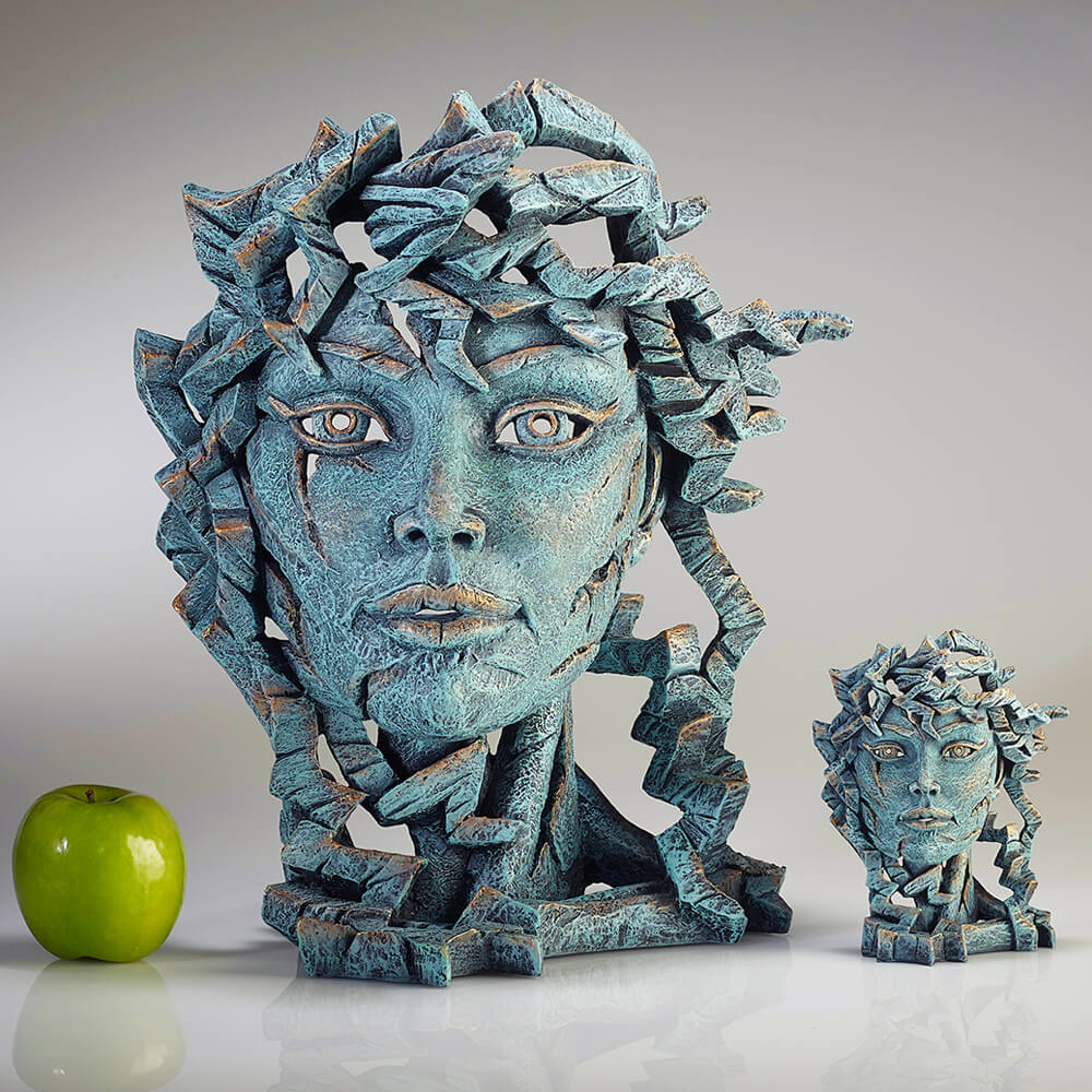 Edge Miniature Venus bust beside full-size sculpture for scale – SKU EE6015000