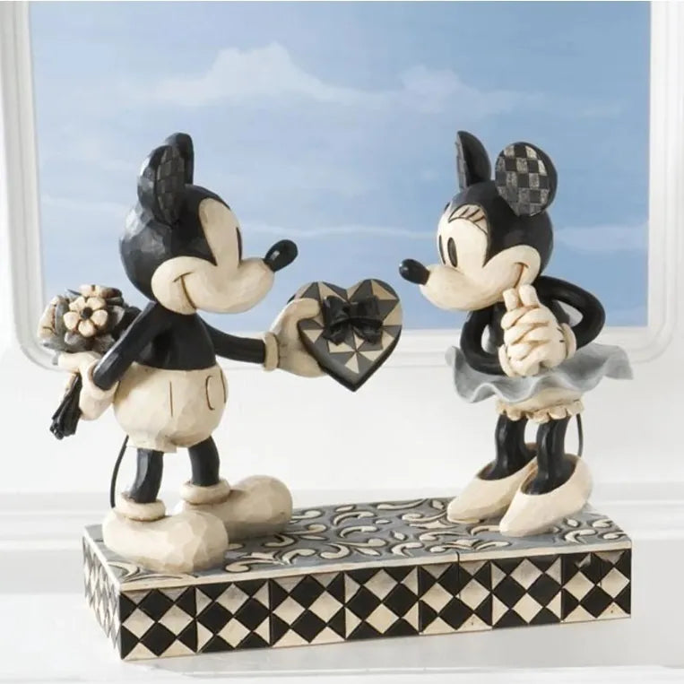 Mickey and Minnie Real Sweetheart branded box