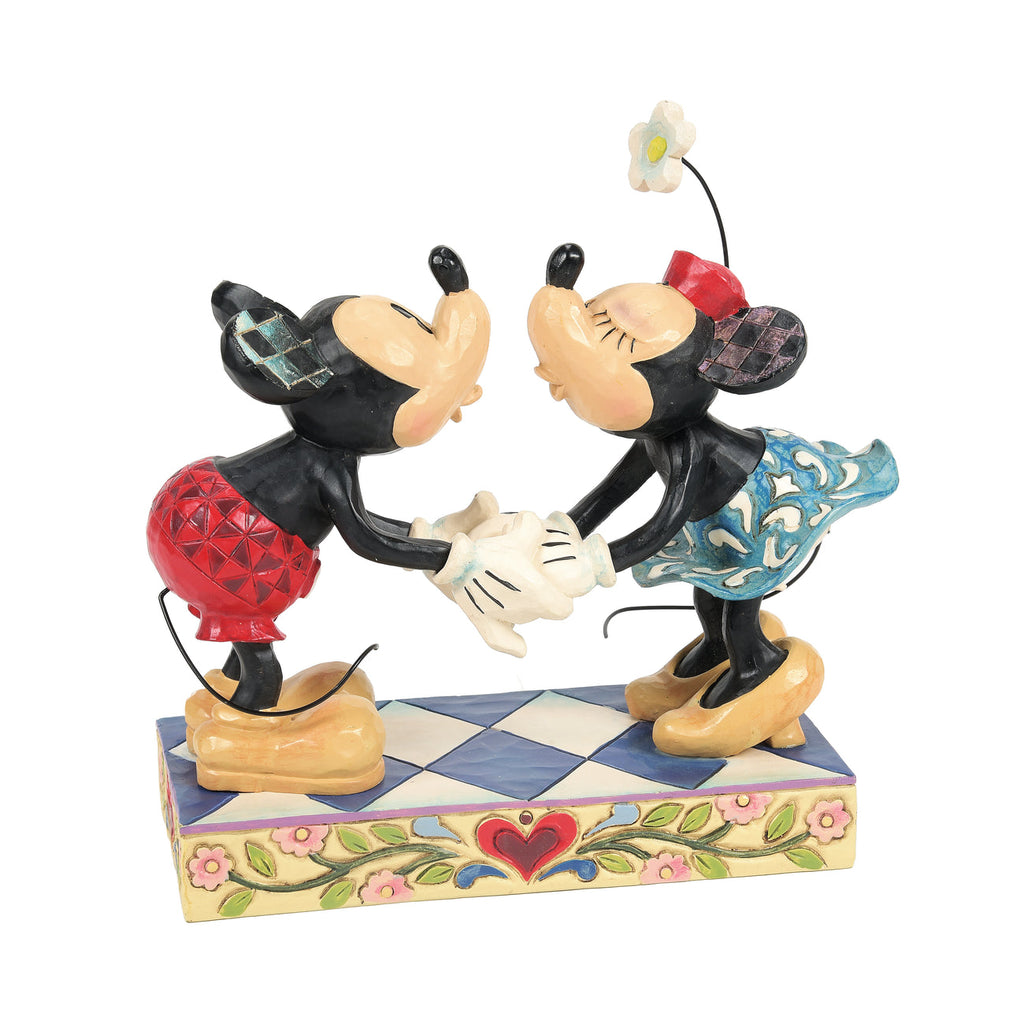 Jim Shore Mickey and Minnie Smooch for My Sweetie figurine front view