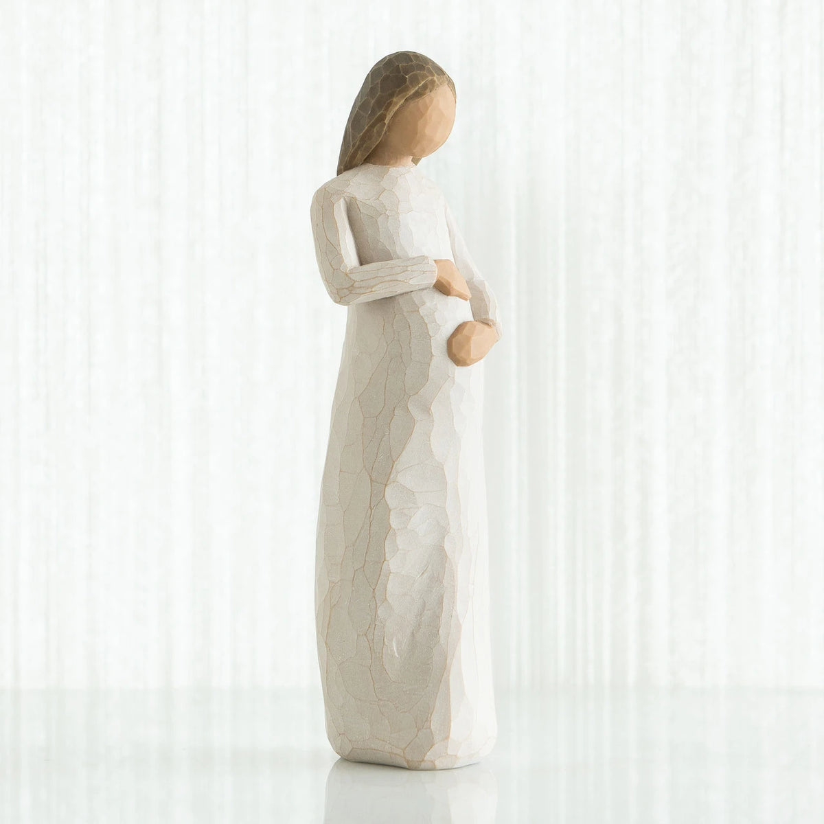 Willow Tree Cherish figurine, SKU 26082, alternate view 5