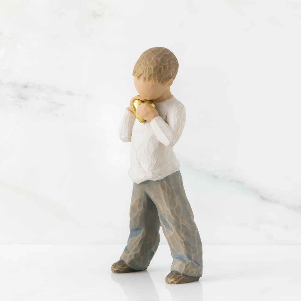 Willow Tree Heart of Gold Figurine, SKU 26142 – view 2