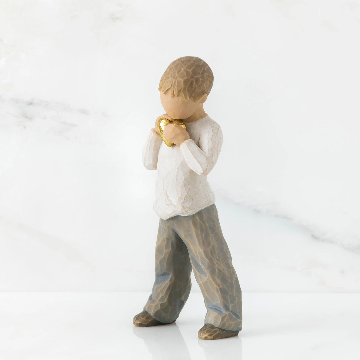 Willow Tree Heart of Gold Figurine, SKU 26142 – view 2